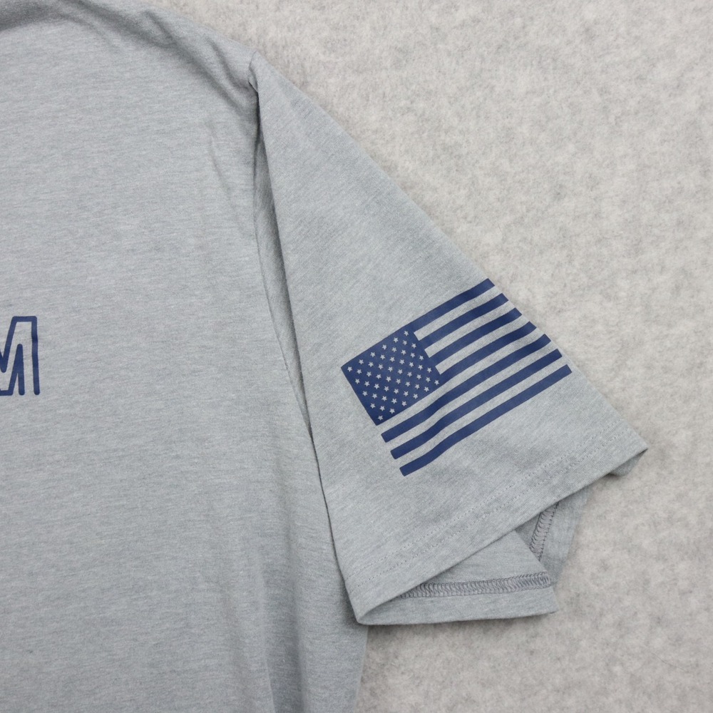 Under Armour T-Shirt Mens XL Heatgear Loose Freedom Flag Tee Gray Short Sleeve - Picture 3 of 12